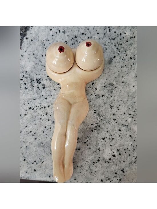 unbranded Other - Vintage 1940's Novelty Nude Lady Salt & Pepper Shaker